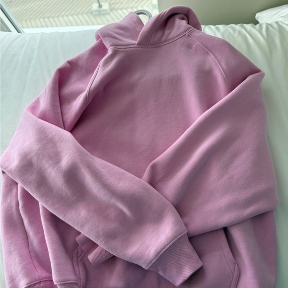 Aritzia Tops - Aritzia Soft Pink Sweatfleece Hoodie